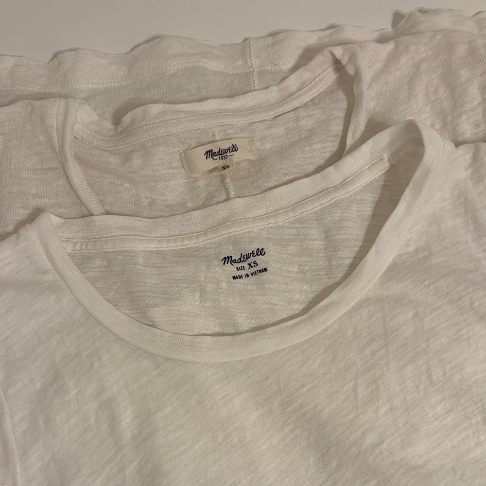 XS Madewell Women’s White Sleeveless Tees
